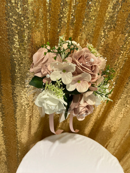 Bouquet de fleurs Blanc et vieux rose