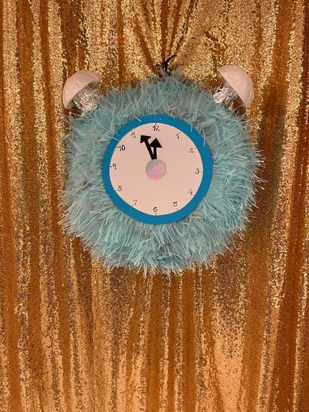 Petite piñata Horloge