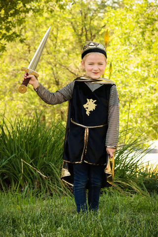 Costume de chevalier avec tunique, cape et couronne